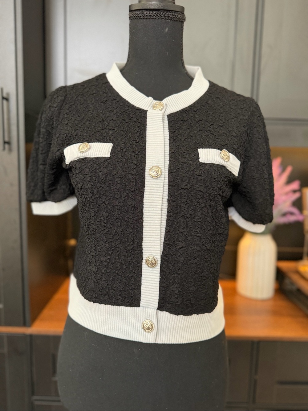 Black & White Short-Sleeve Textured Knit Jacket
